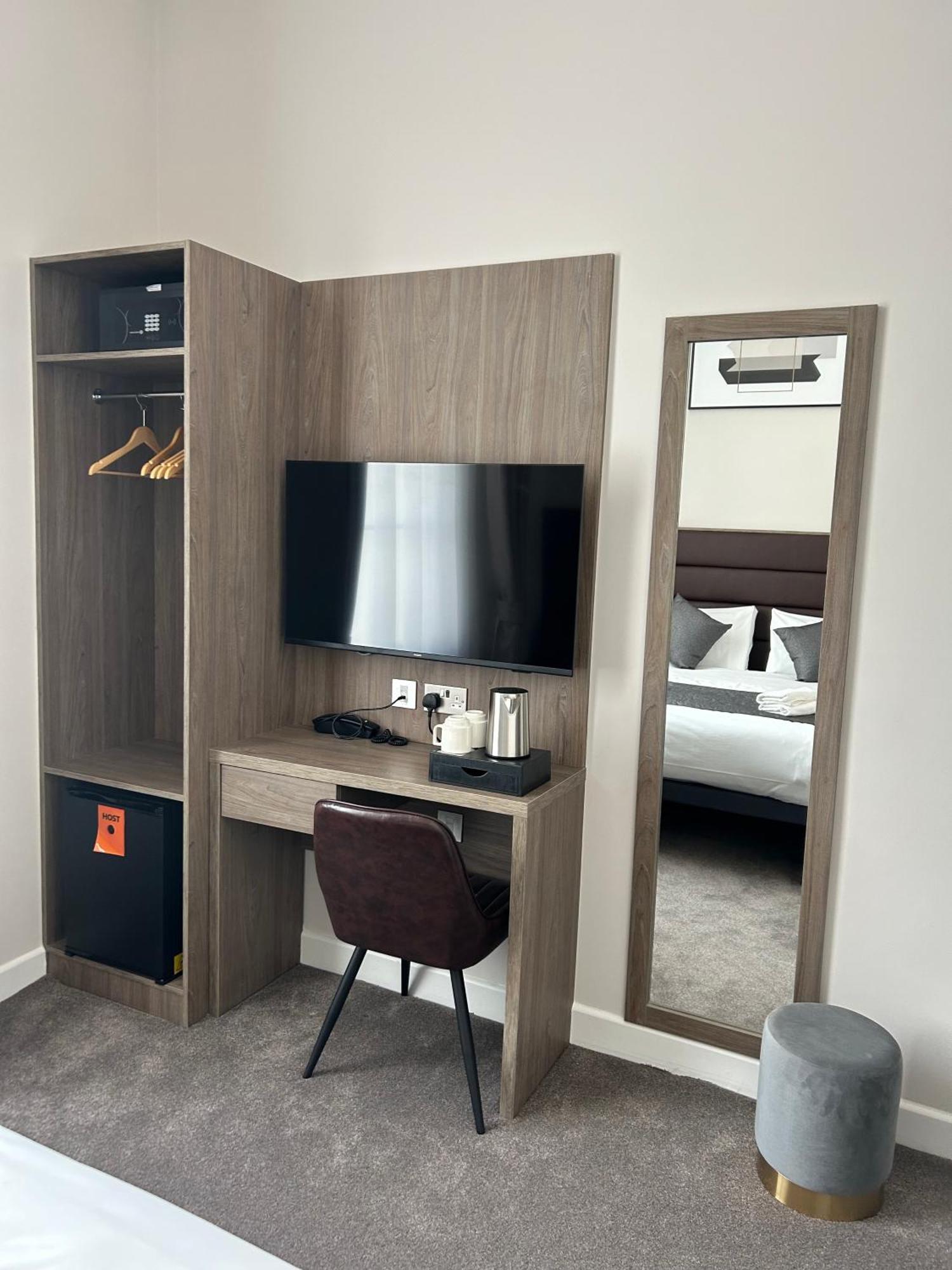 Reem Hotel Λονδίνο Εξωτερικό φωτογραφία