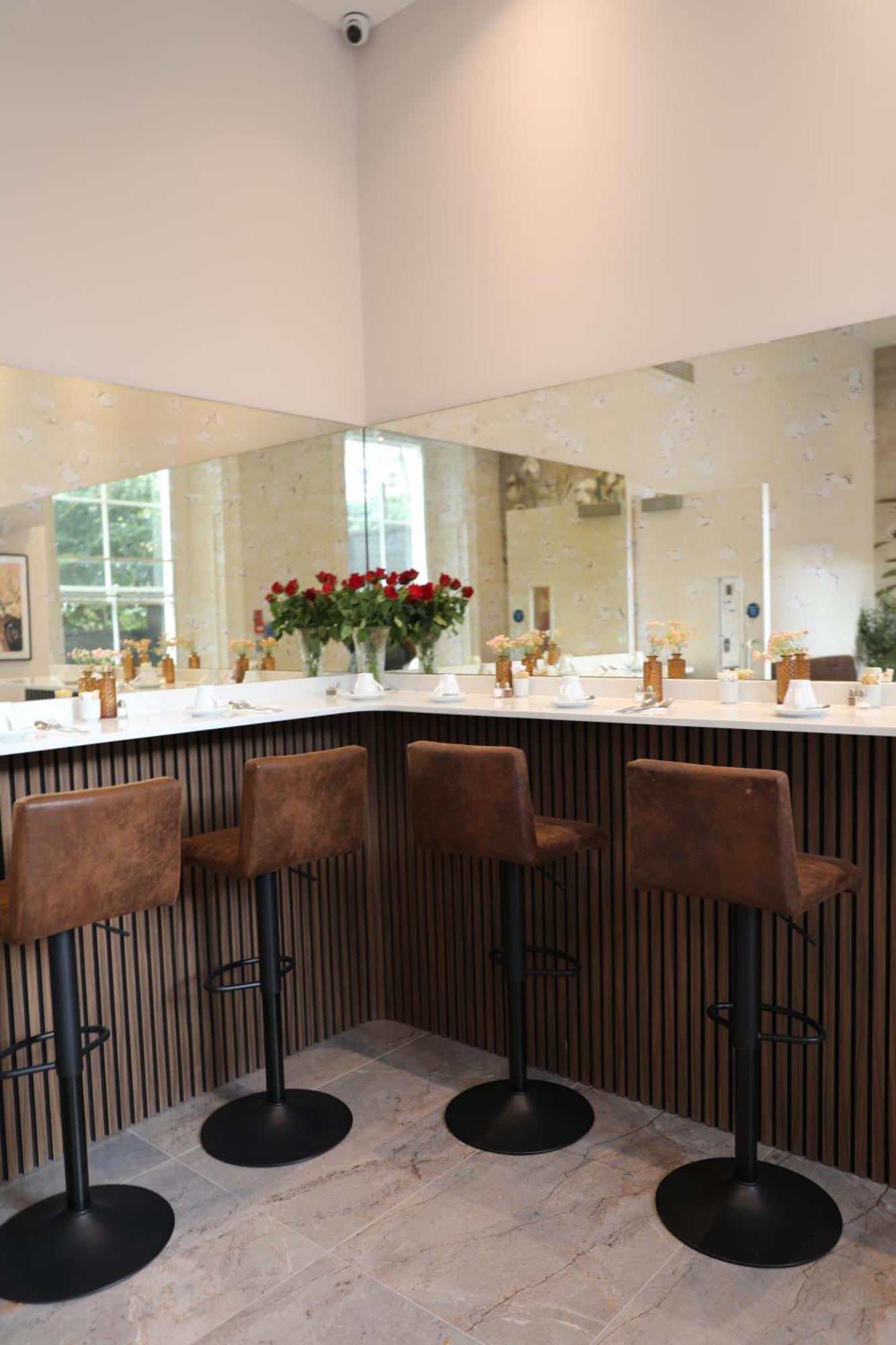 Reem Hotel Λονδίνο Εξωτερικό φωτογραφία