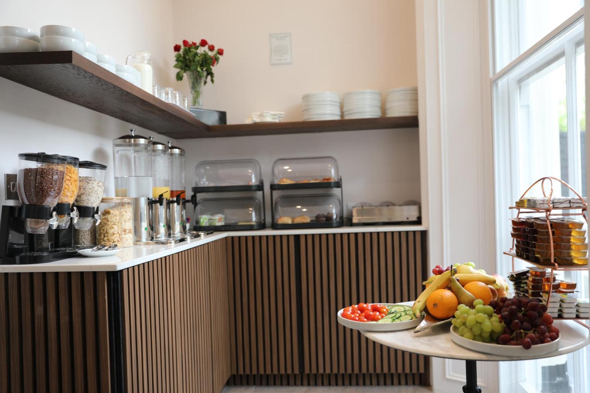 Reem Hotel Λονδίνο Εξωτερικό φωτογραφία