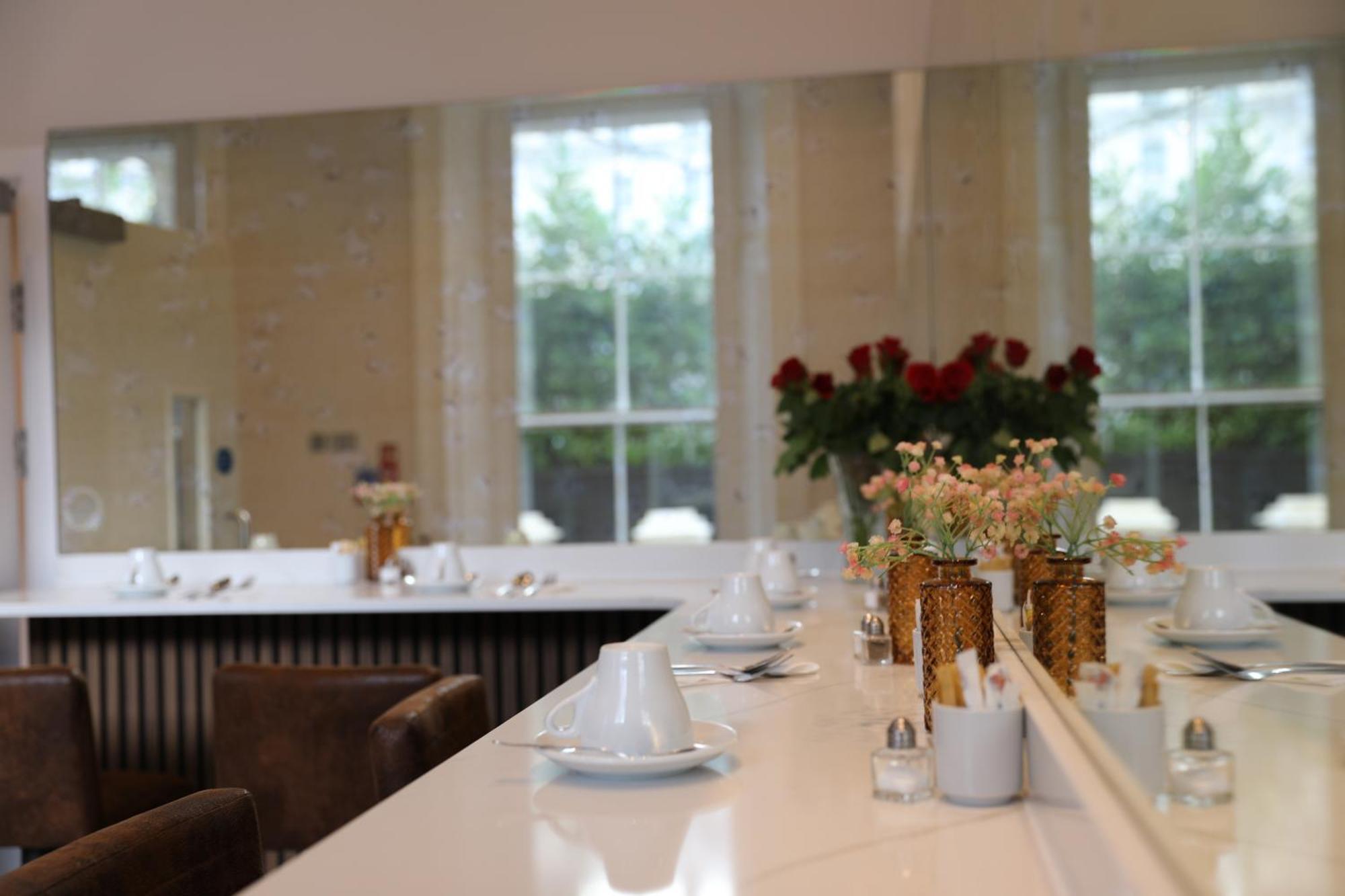 Reem Hotel Λονδίνο Εξωτερικό φωτογραφία
